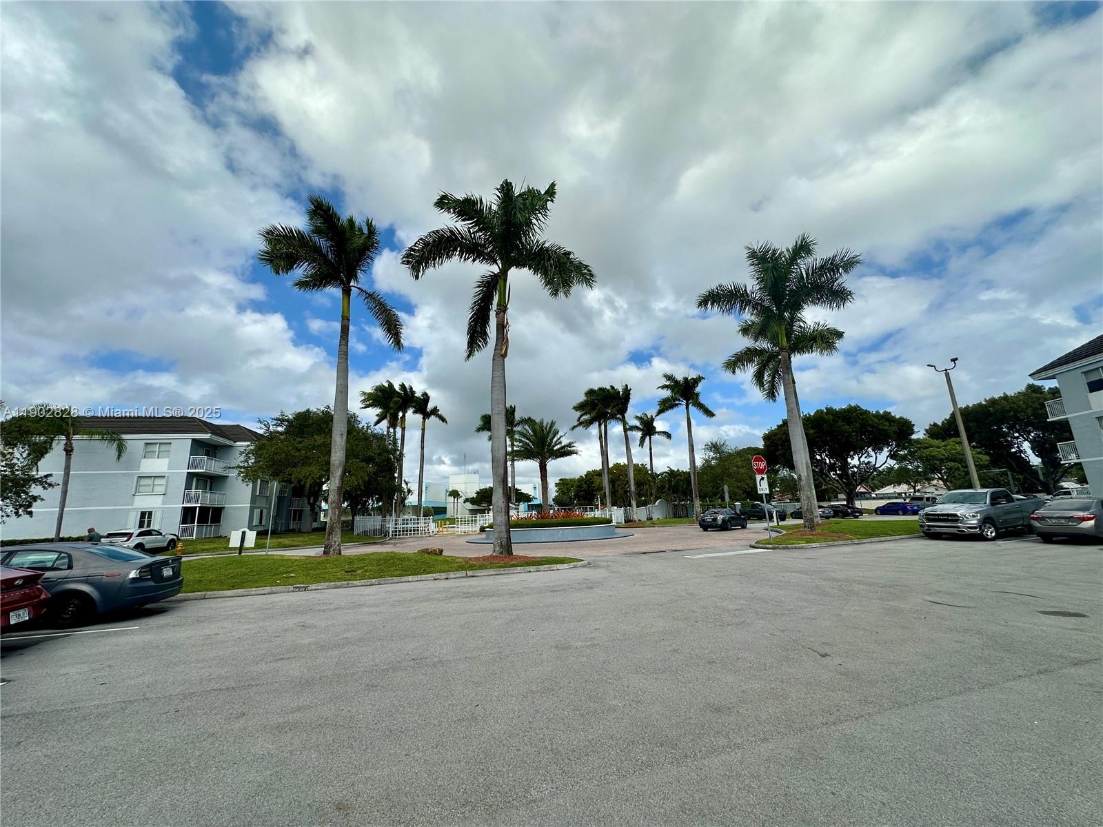 8640 SW 212th St 307