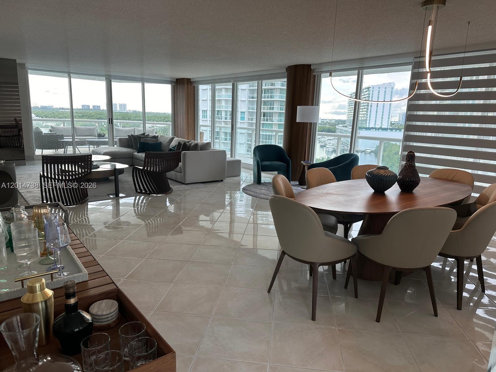 16400 Collins Ave 946