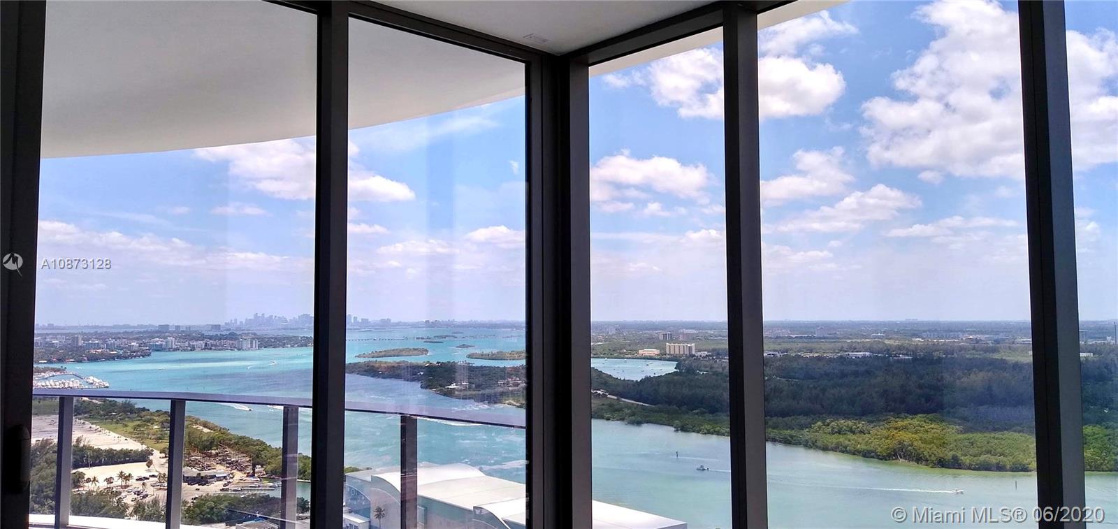 Ritz Carlton Residences - Residential