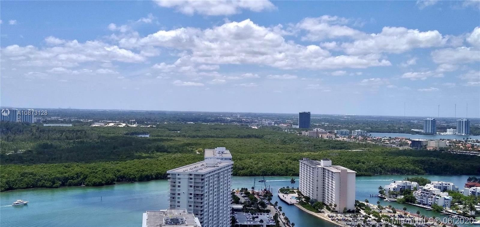 Ritz Carlton Residences - Residential