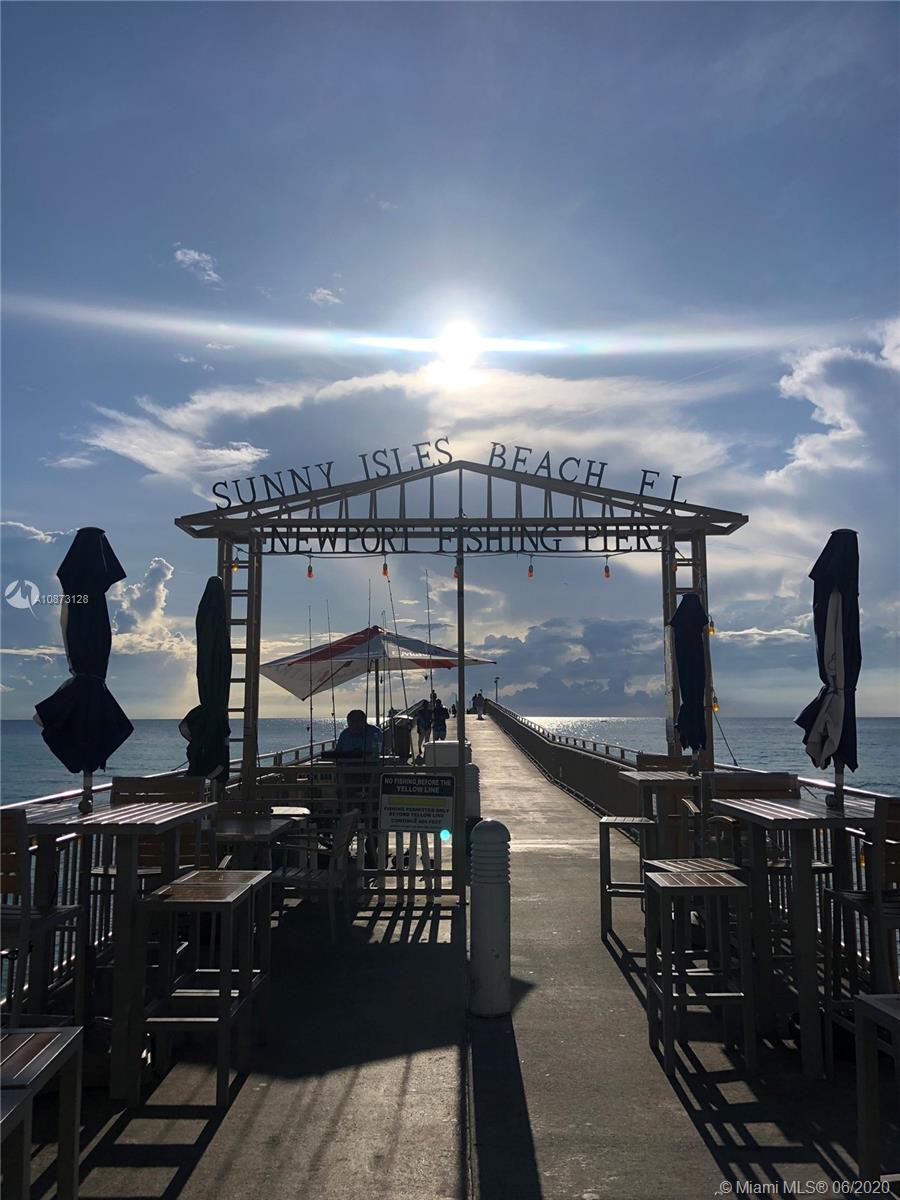 Ritz Carlton Residences - Residential