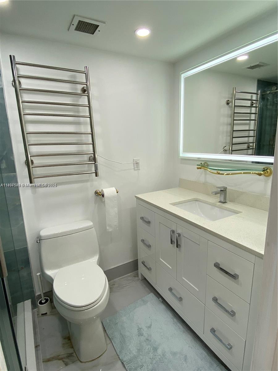 HEMISPHERES CONDO - Residential Lease
