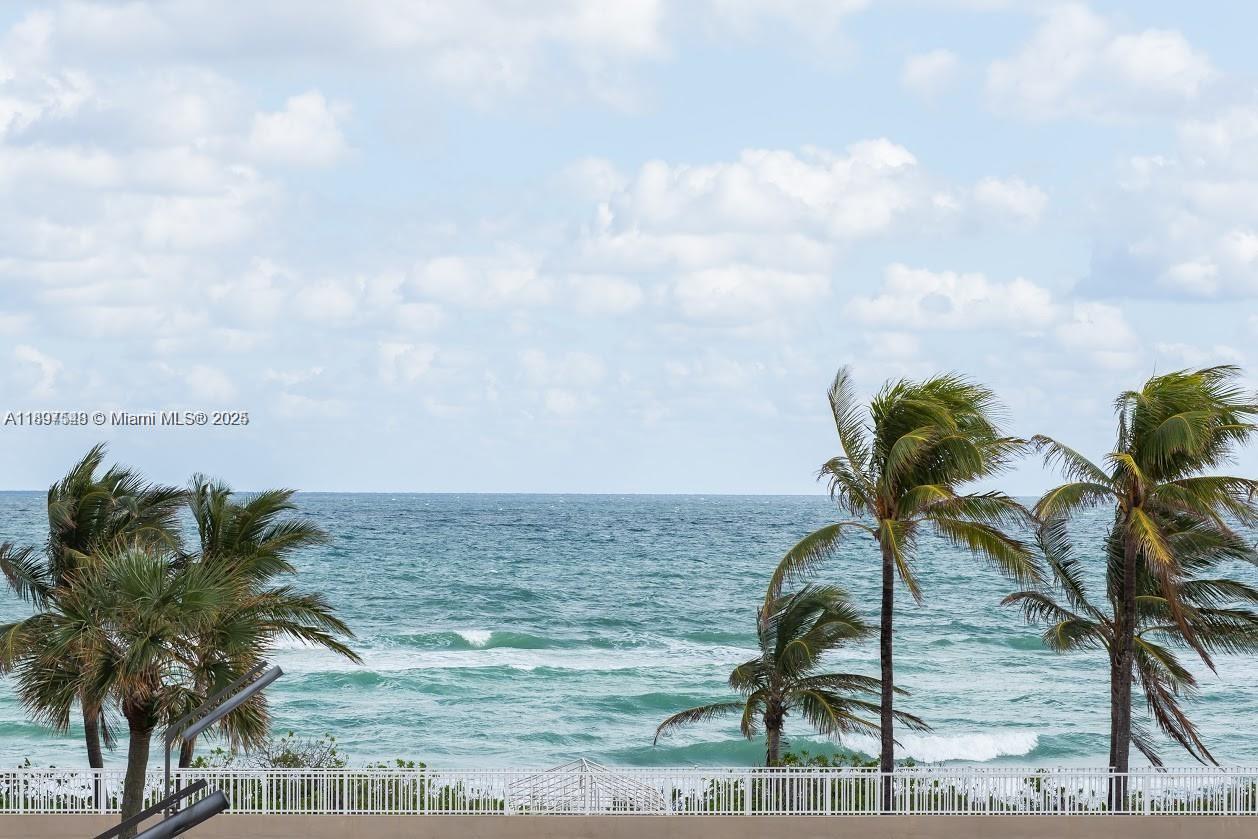 HEMISPHERES CONDO - Residential Lease
