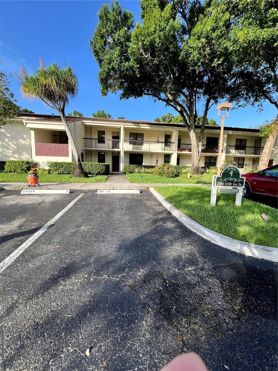 Bright and beautifully Bright 2 bd/2 ba apartment ideally situated across from Broward Mall, with effortless access to I-595 and University Drive. This light-filled, open-concept layout offers a spacious living areas, and private balcony with a great view. You’ll love the convenience of being just minutes from the airport, major colleges and universities, shopping, dining, and essential transit routes. A wonderful home in a vibrant, highly sought-after location!