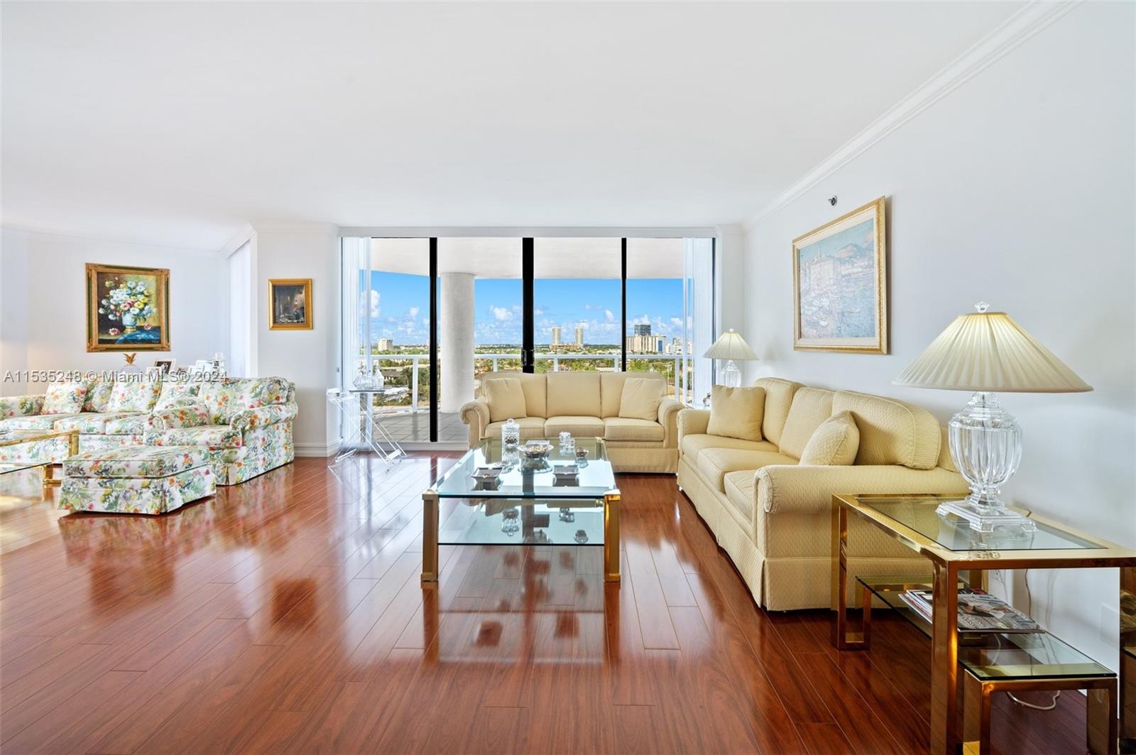 Property for Sale at 3598 Yacht Club Dr 902, Aventura, Miami-Dade County, Florida - Bedrooms: 3 
Bathrooms: 2  - $825,000