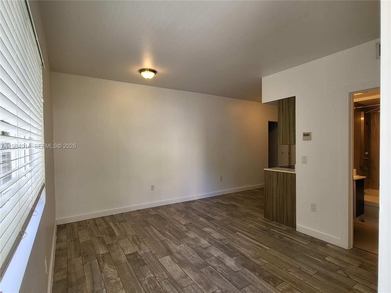 557 Michigan Ave 113