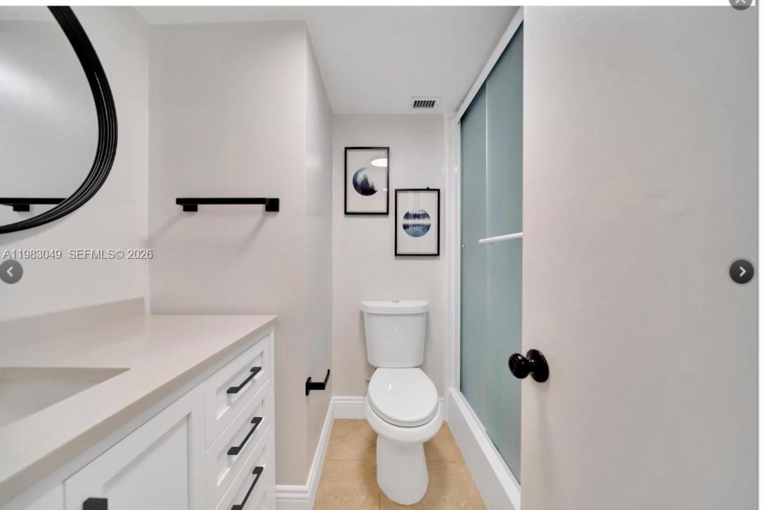 DADELAND PLACE CONDO - Residential