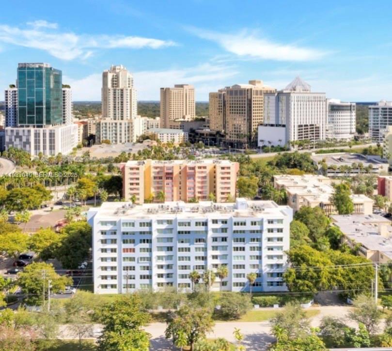 DADELAND PLACE CONDO - Residential