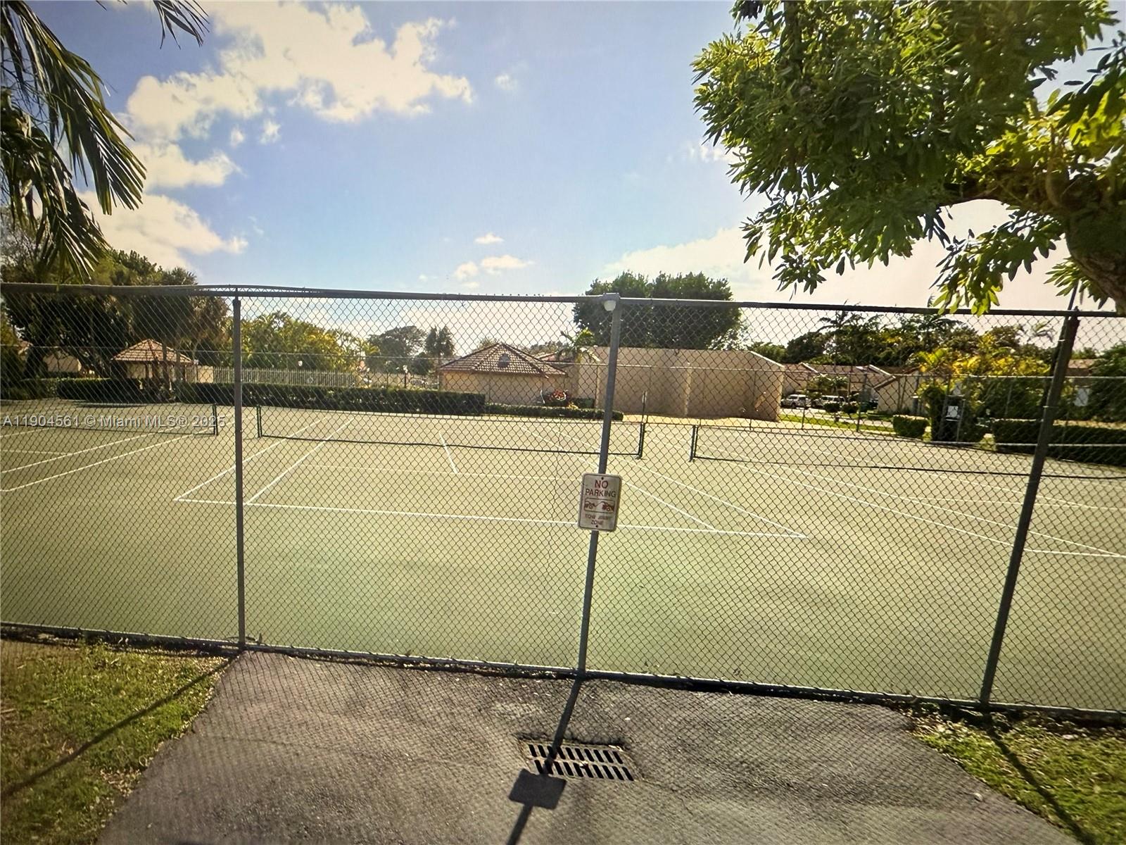 KENDALL WALK - Residential Lease