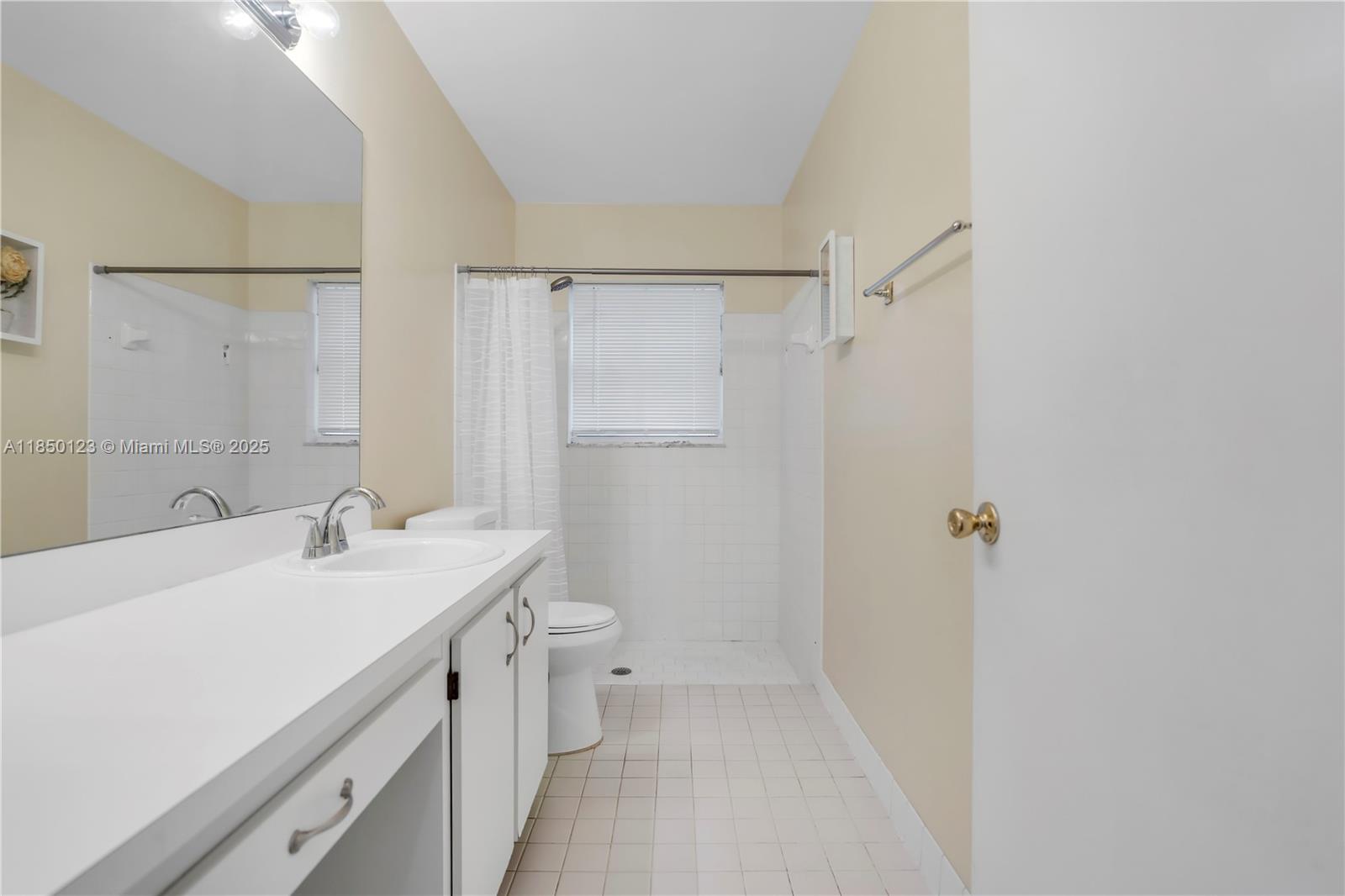 CHAPEL TRAIL REPLAT - Residential