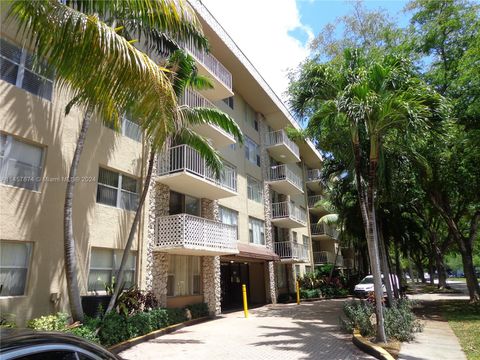 Condominium in North Miami FL 1805 Sans Souci Blvd Blvd.jpg