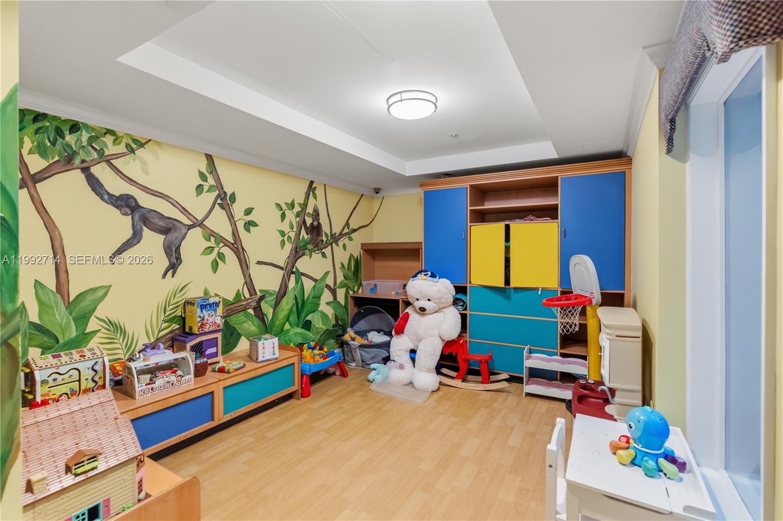 PORTO BELLAGIO CONDO - Residential