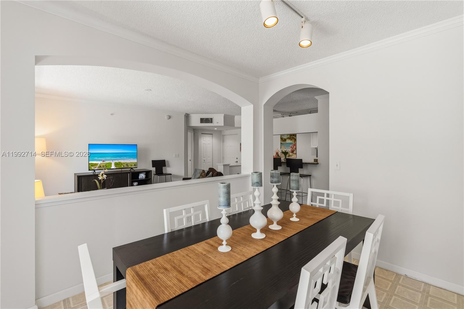 PORTO BELLAGIO CONDO - Residential