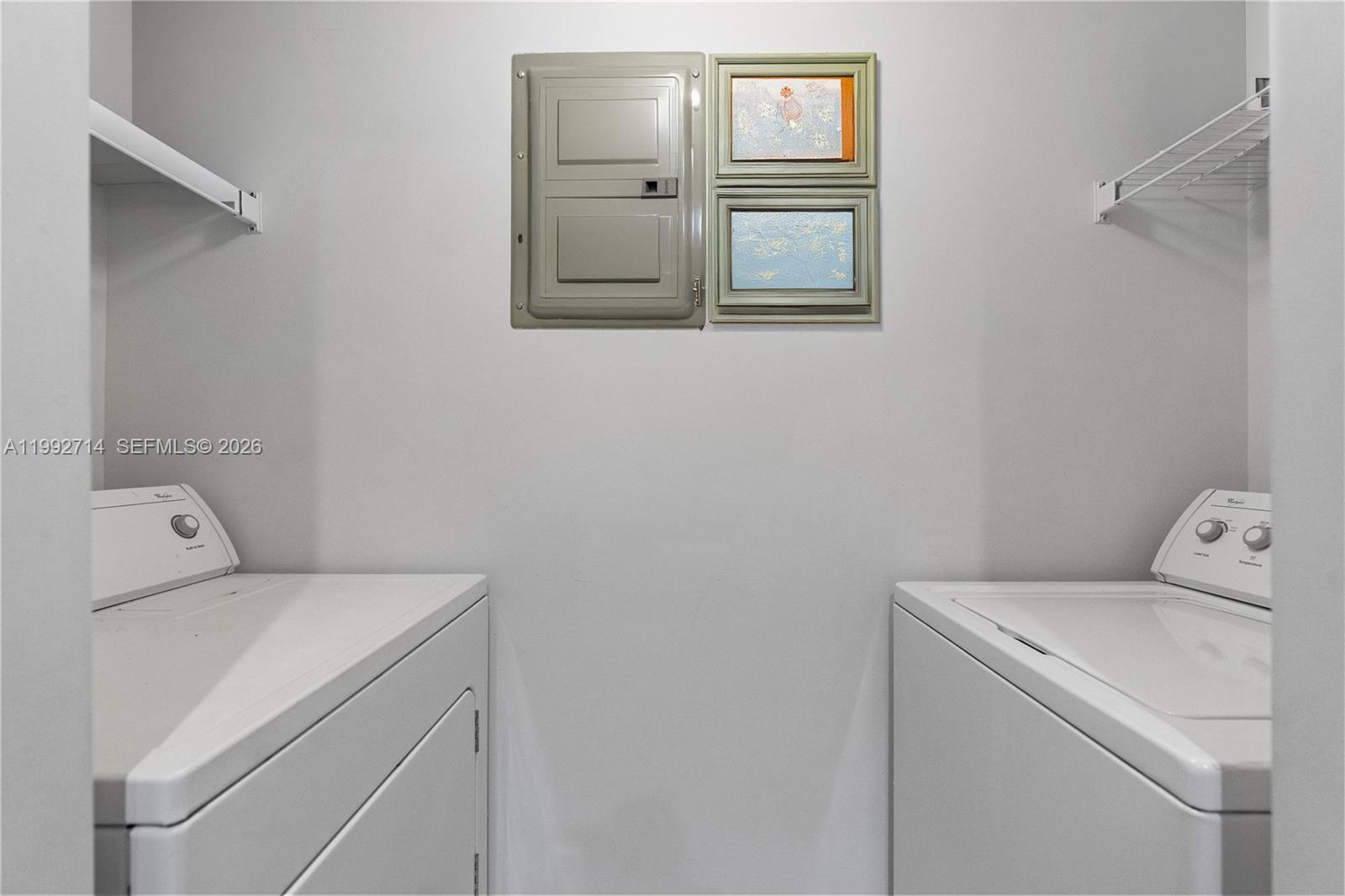 PORTO BELLAGIO CONDO - Residential