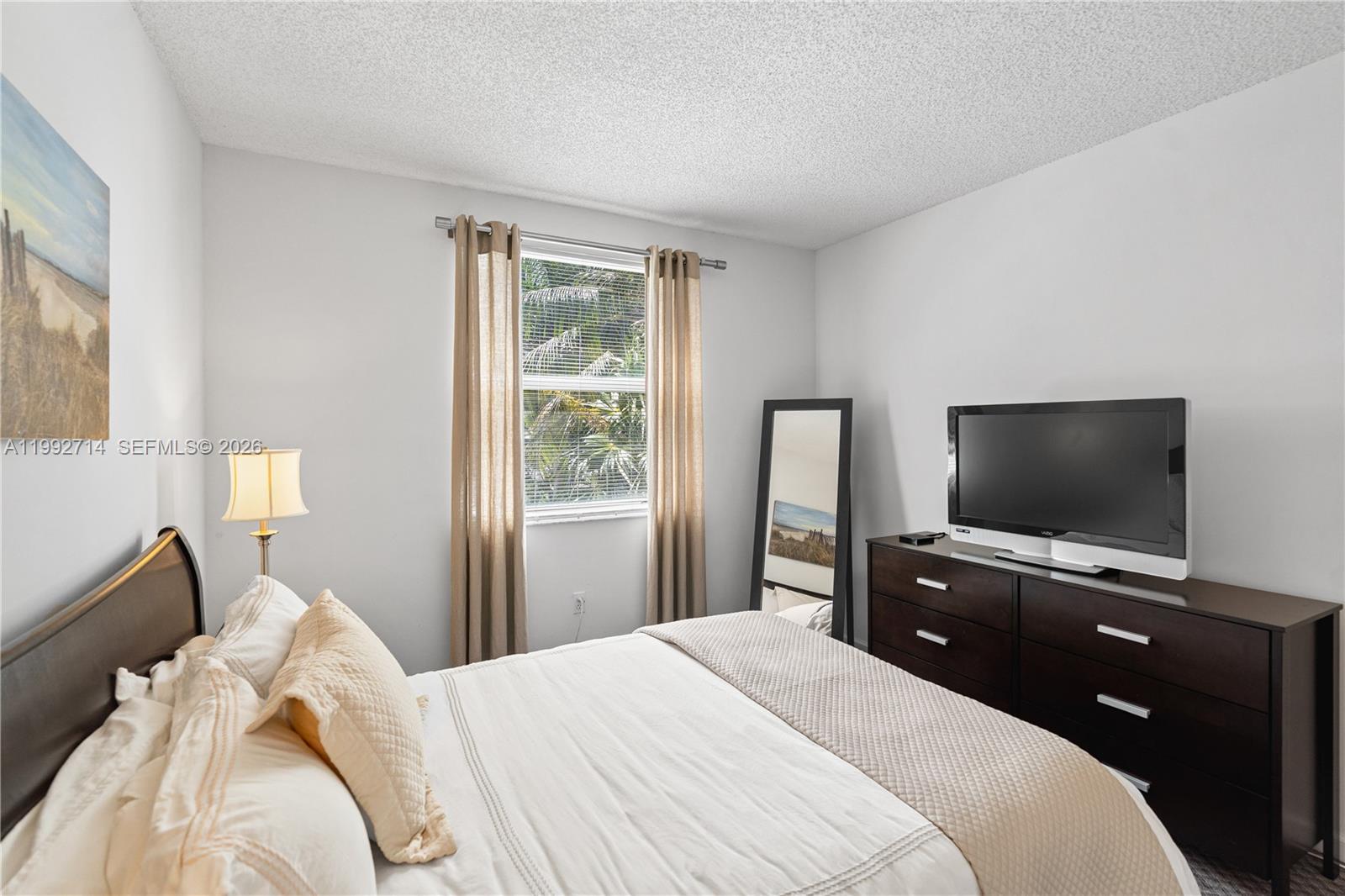 PORTO BELLAGIO CONDO - Residential