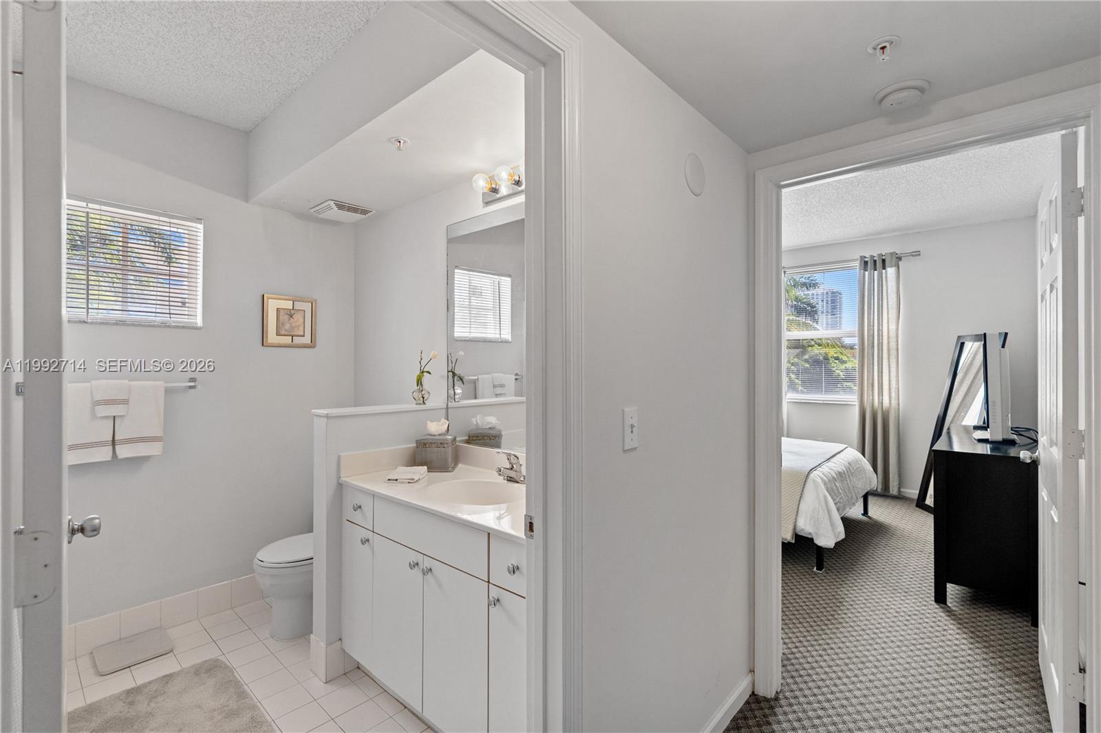 PORTO BELLAGIO CONDO - Residential