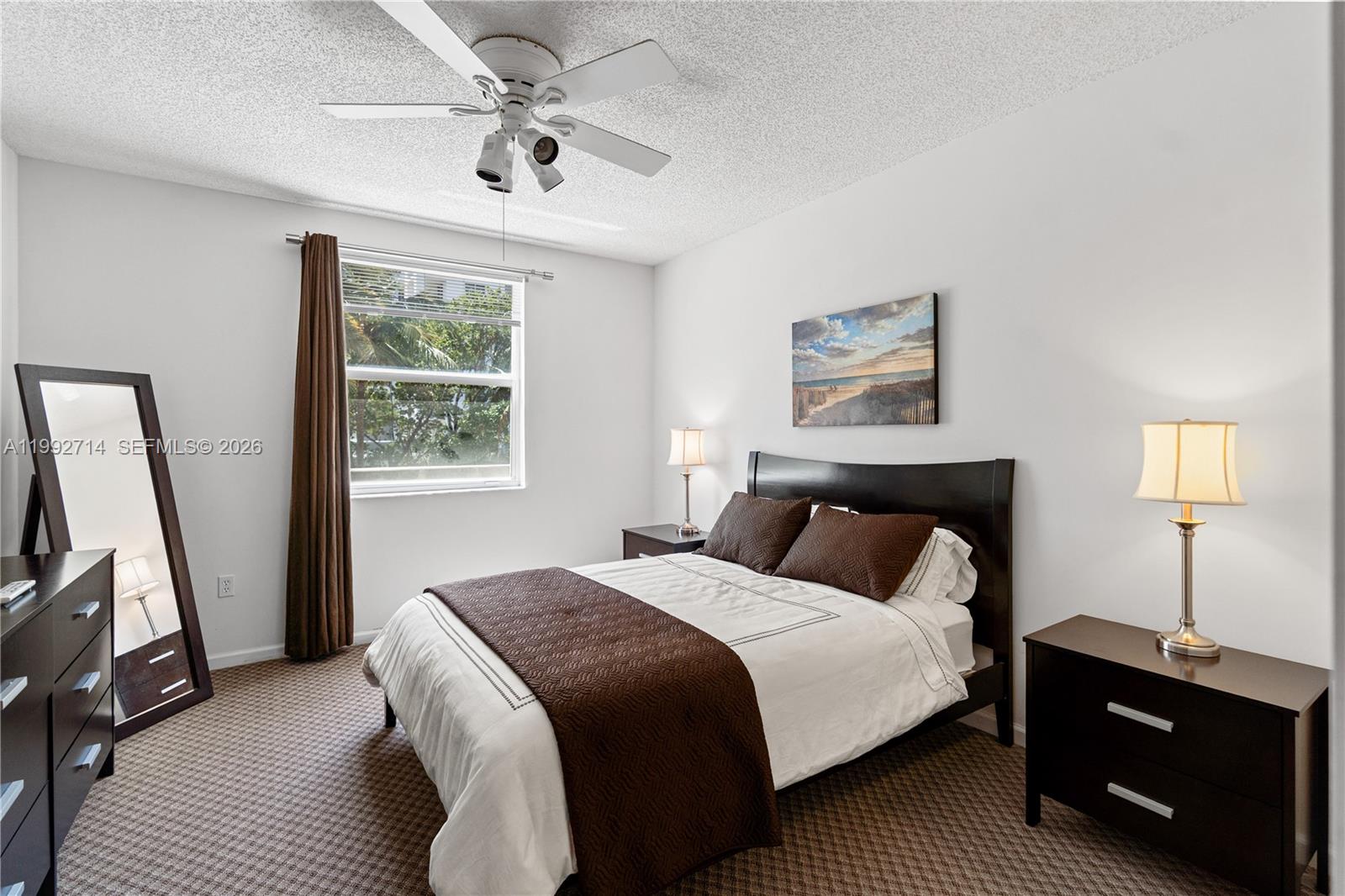 PORTO BELLAGIO CONDO - Residential