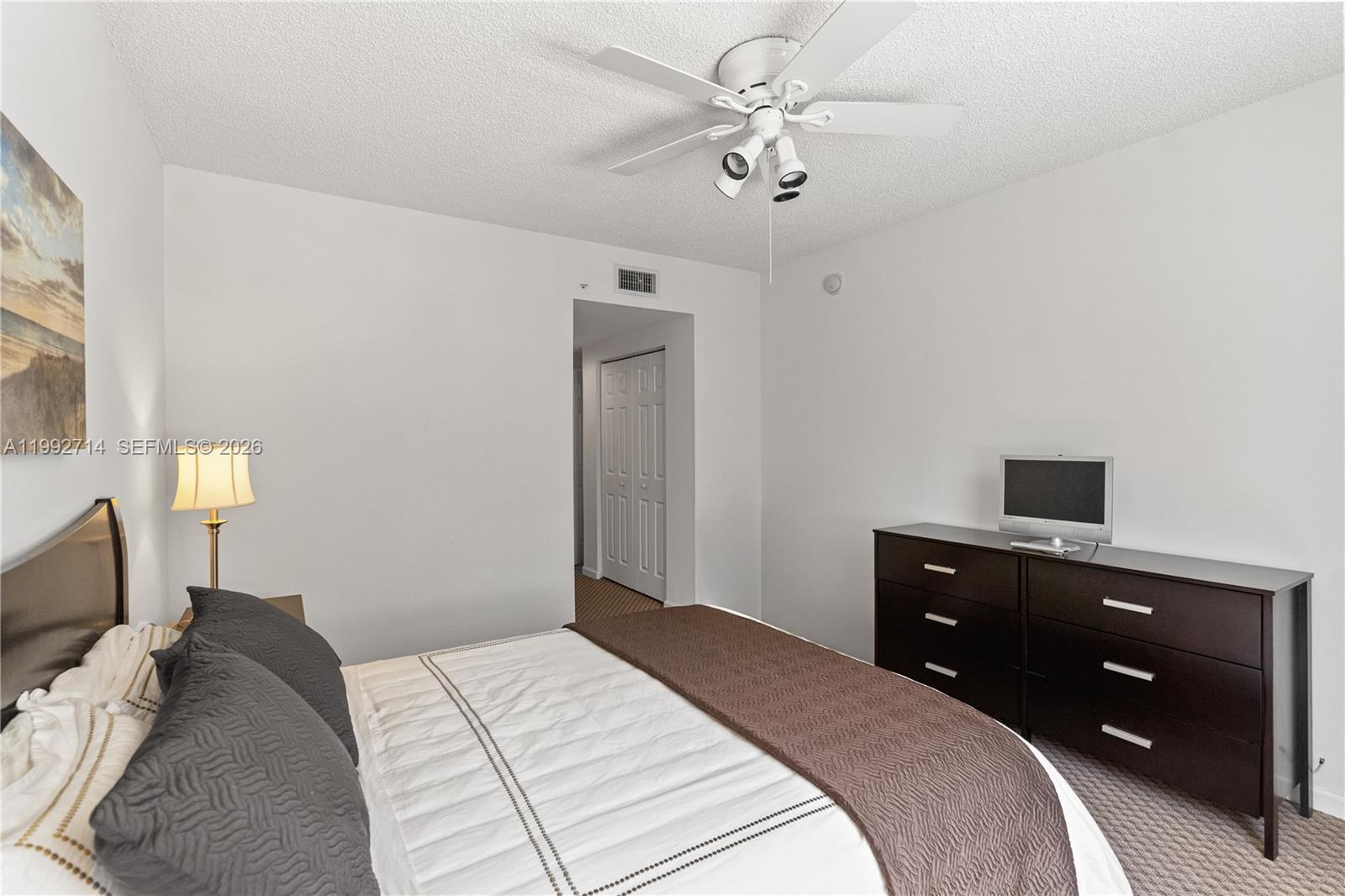 PORTO BELLAGIO CONDO - Residential