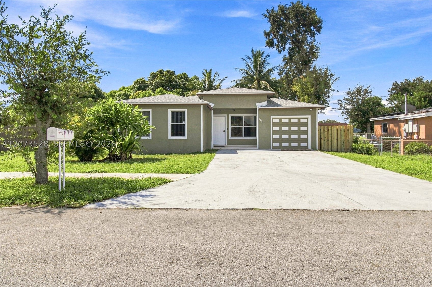3520 NW 213th Ter, Miami Gardens FL 33056
