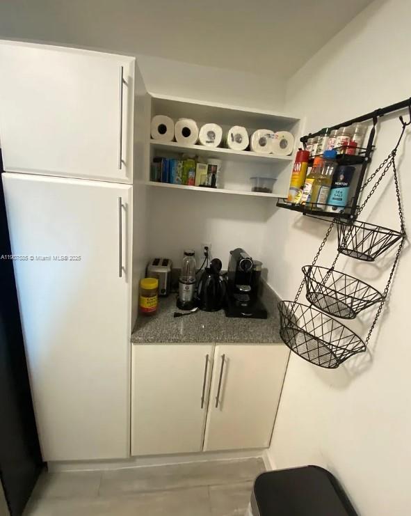 1800 BISCAYNE PLAZA CONDO - Residential