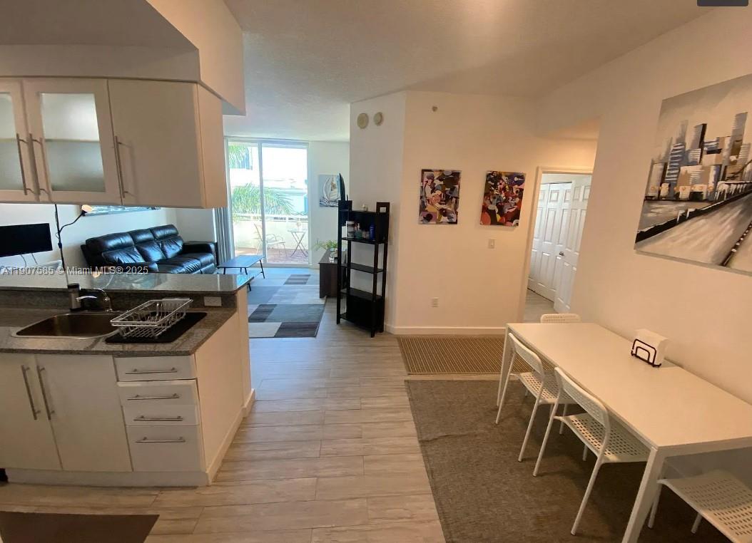 1800 BISCAYNE PLAZA CONDO - Residential