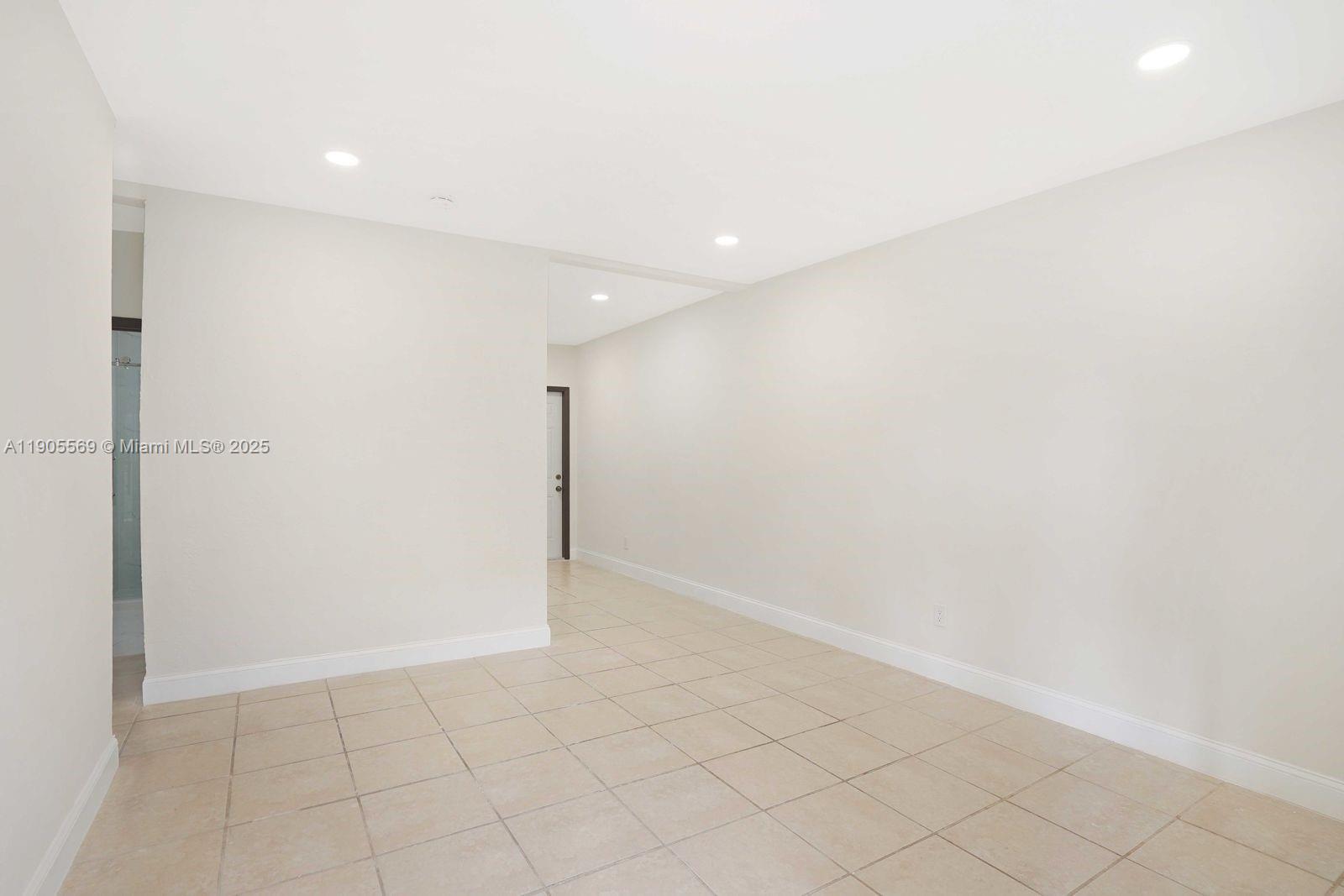 NORTH LAUDERDALE - Residential Lease