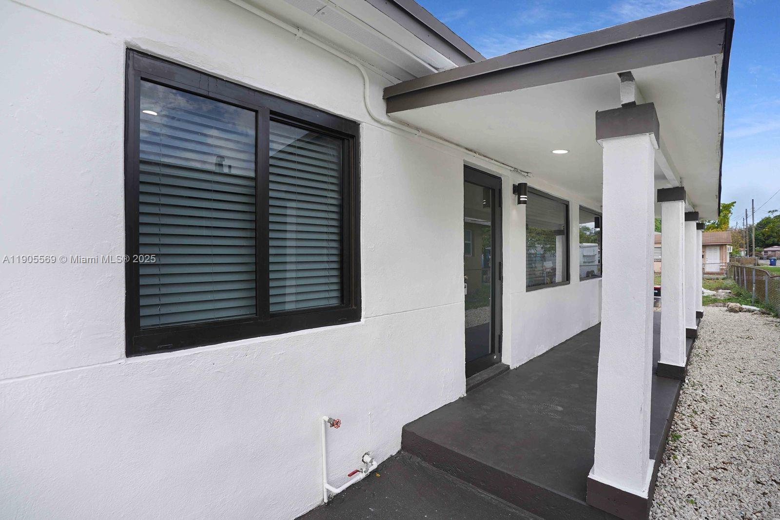 Beautifully remodeled apartment featuring a spacious, fenced backyard for added privacy. The home offers modern compact doors and windows, plus mini-split A/C units in every room for maximum comfort. Additional gated access is available for a small boat or jet ski. Pet-friendly property — don’t miss this amazing opportunity!