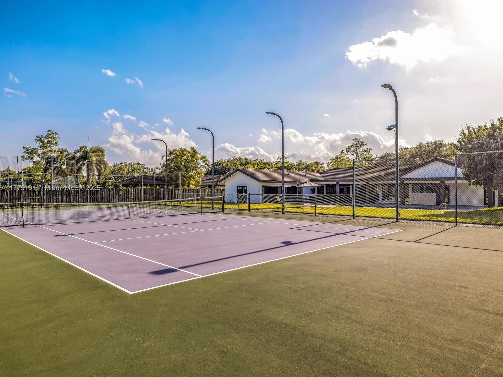 MONTGOMERY GROVES ESTATES - Residential