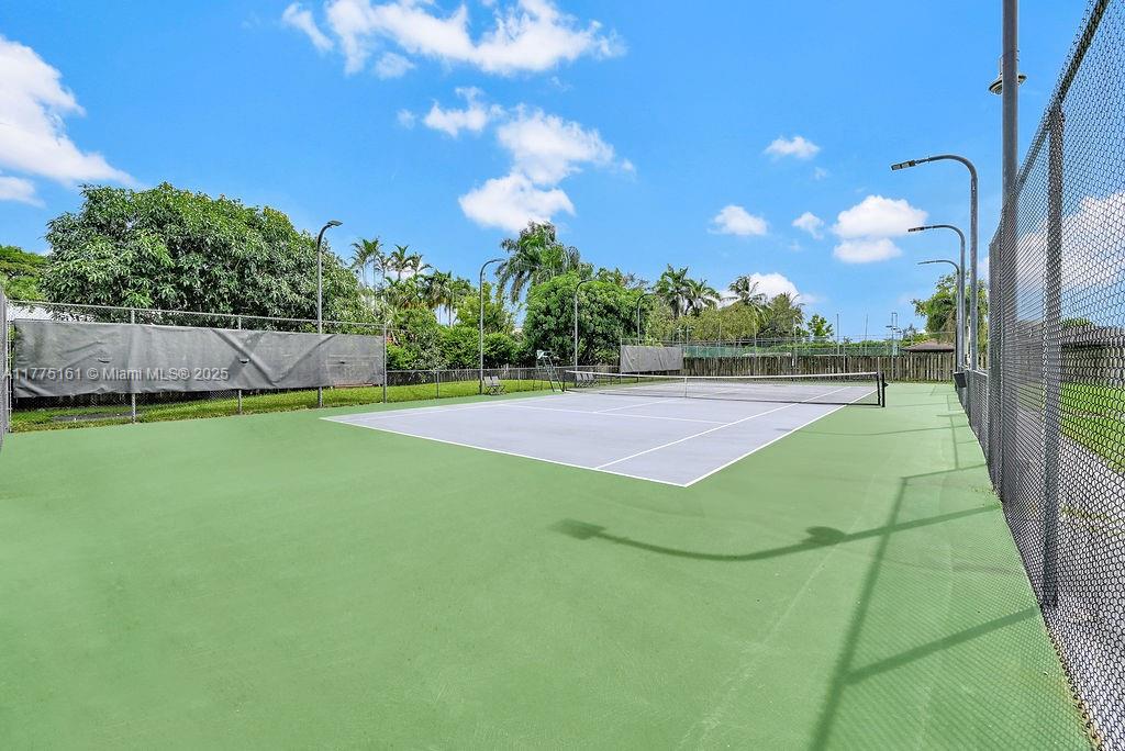 MONTGOMERY GROVES ESTATES - Residential