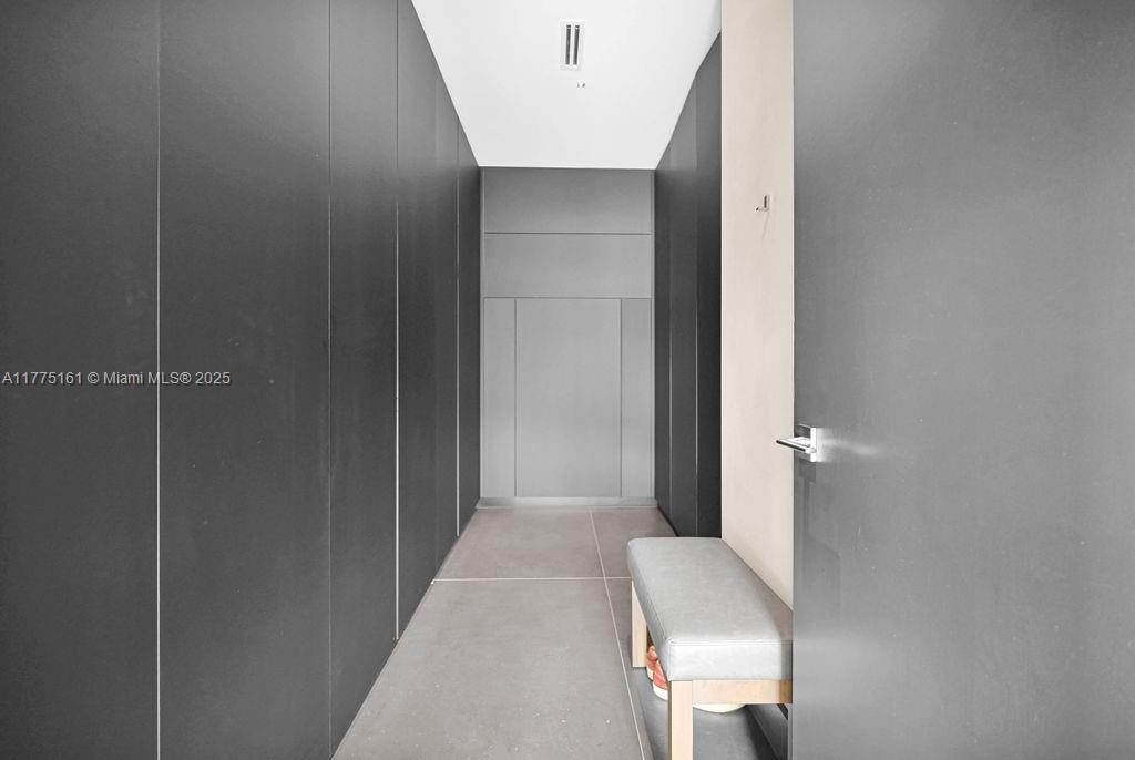 MONTGOMERY GROVES ESTATES - Residential