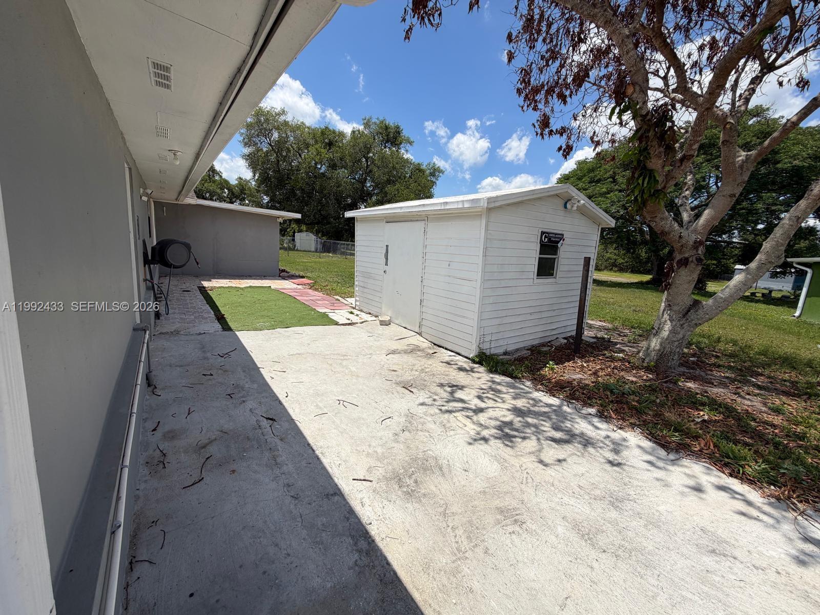 ROYAL OAKS Ph 1 - Residential