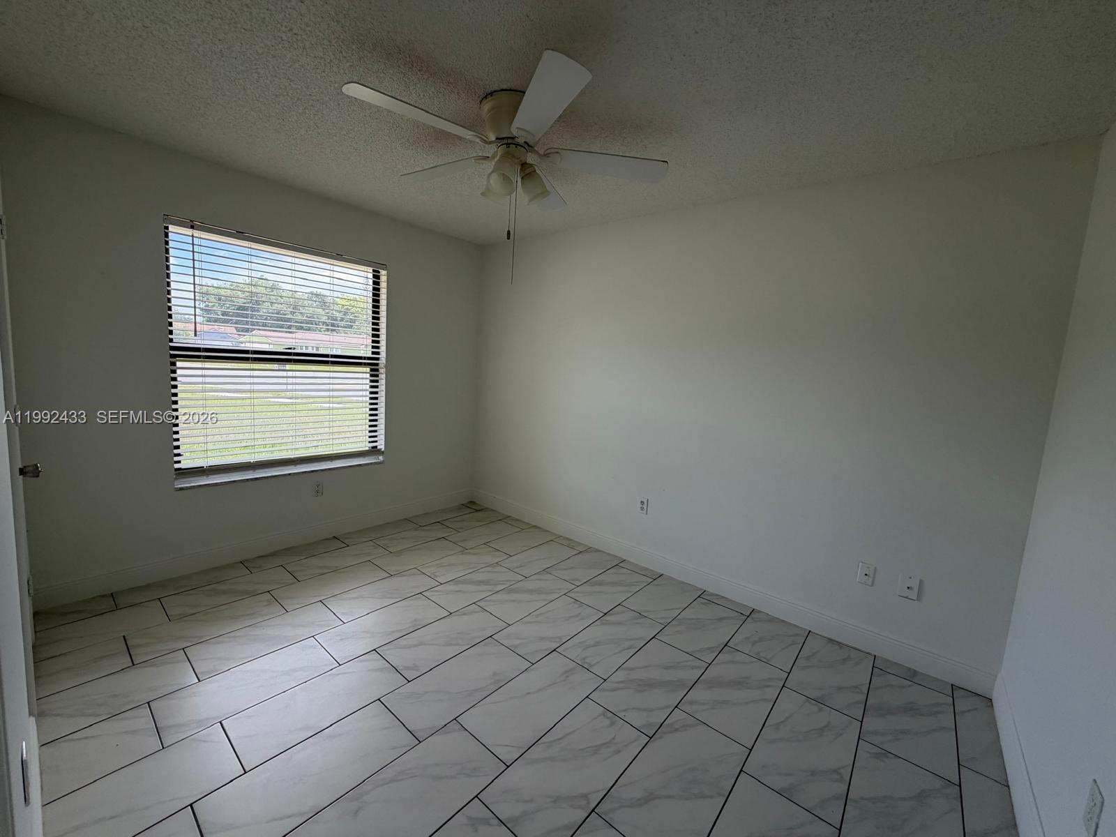 ROYAL OAKS Ph 1 - Residential