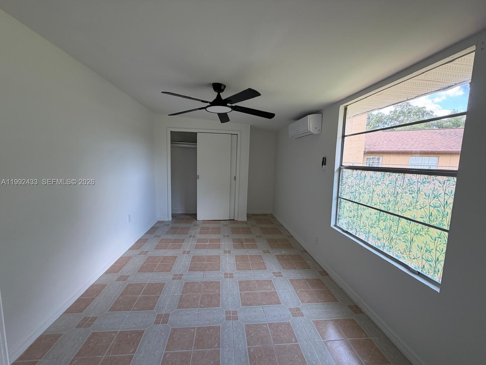 ROYAL OAKS Ph 1 - Residential