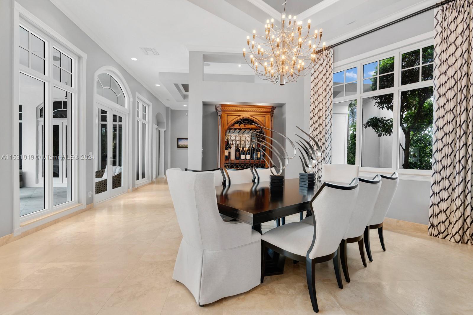 ROYAL PALM YACHT & COUNTR - Residential