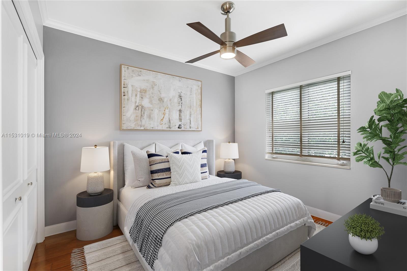 ROYAL PALM YACHT & COUNTR - Residential