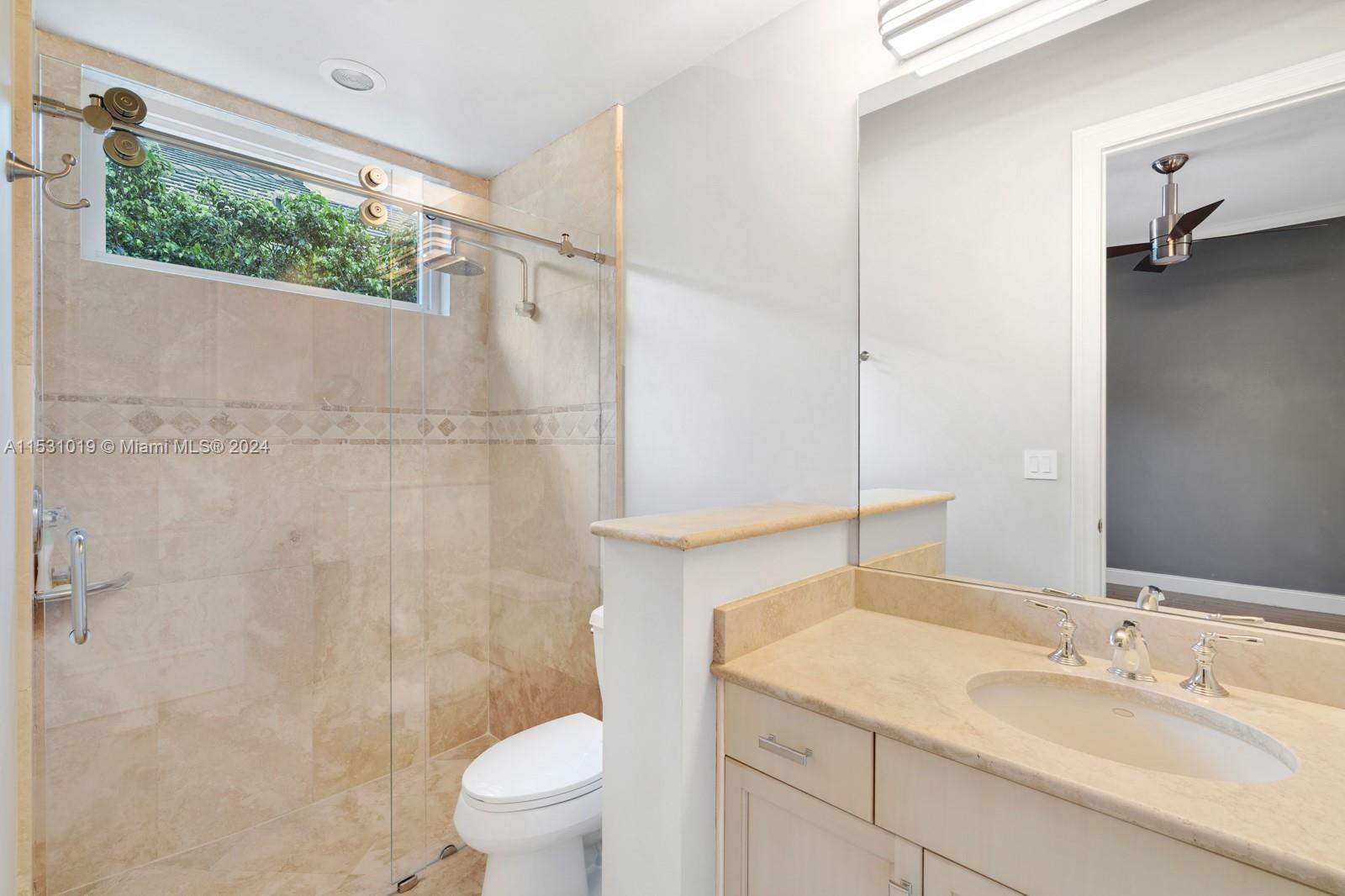 ROYAL PALM YACHT & COUNTR - Residential