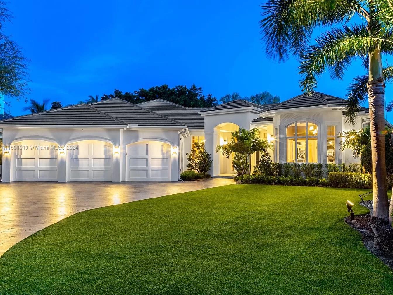 ROYAL PALM YACHT & COUNTR - Residential