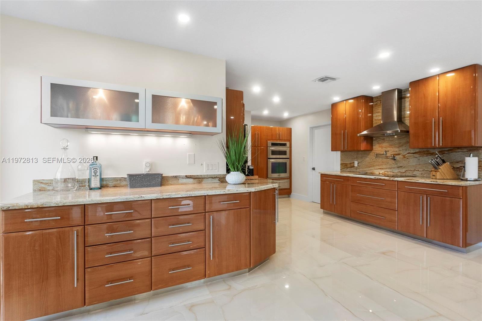 76 ISLE OF VENICE CO-OP - Residential