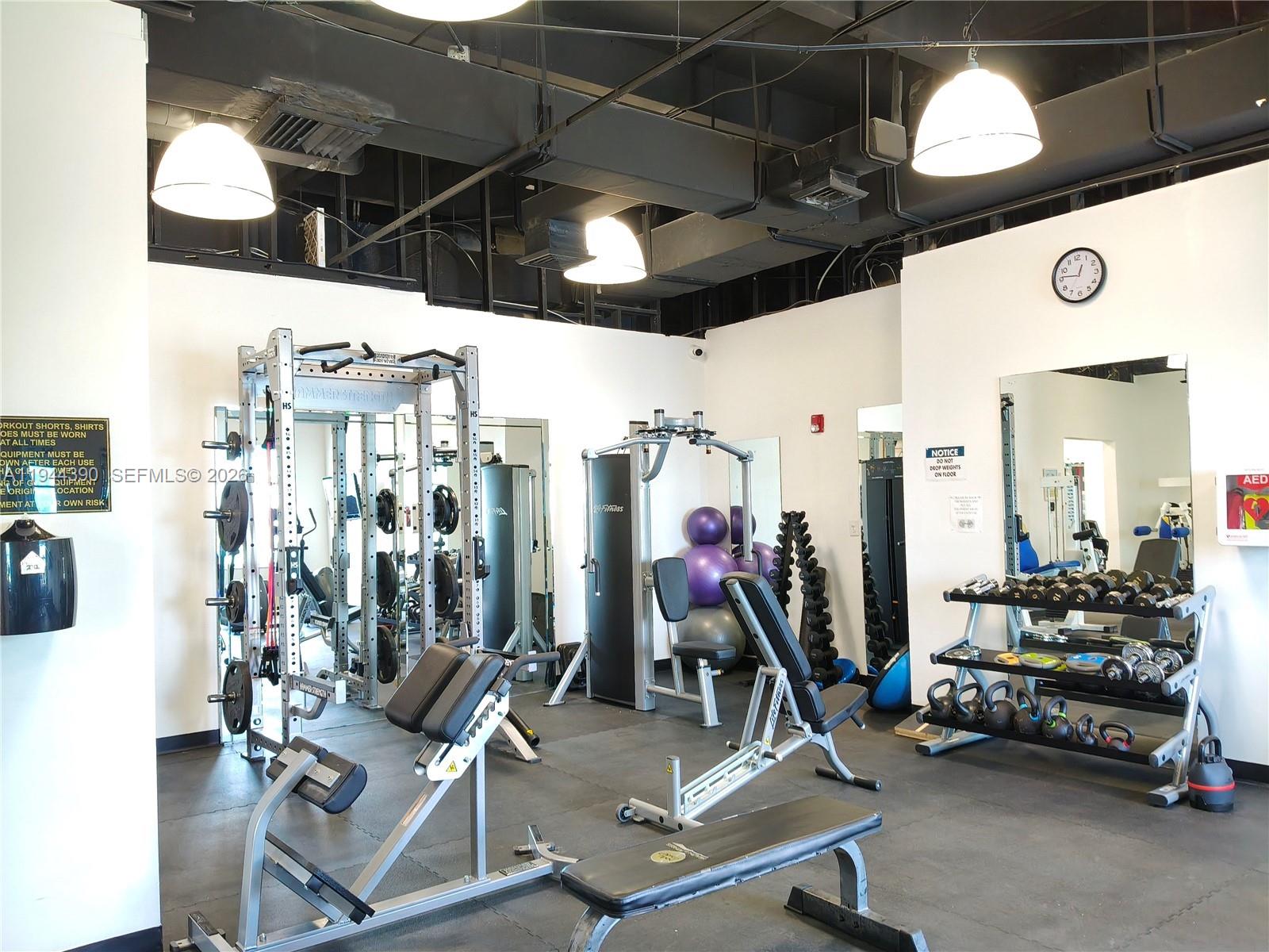 AQUARIUS CONDO - Residential