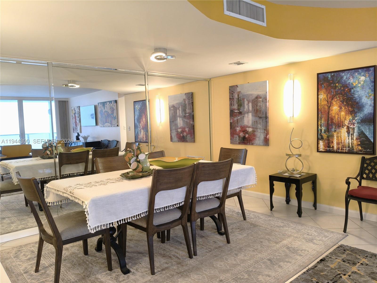 AQUARIUS CONDO - Residential