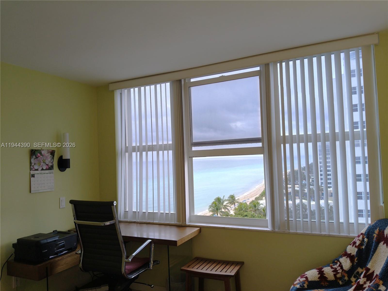 AQUARIUS CONDO - Residential