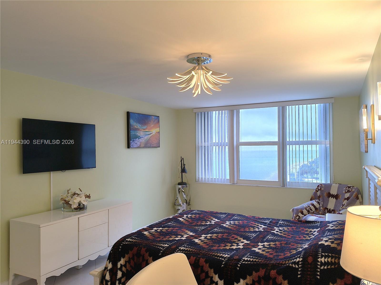 AQUARIUS CONDO - Residential