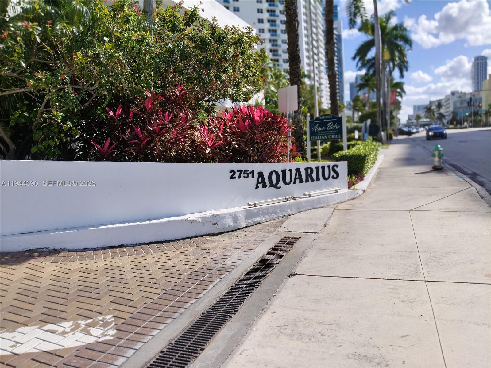 AQUARIUS CONDO - Residential