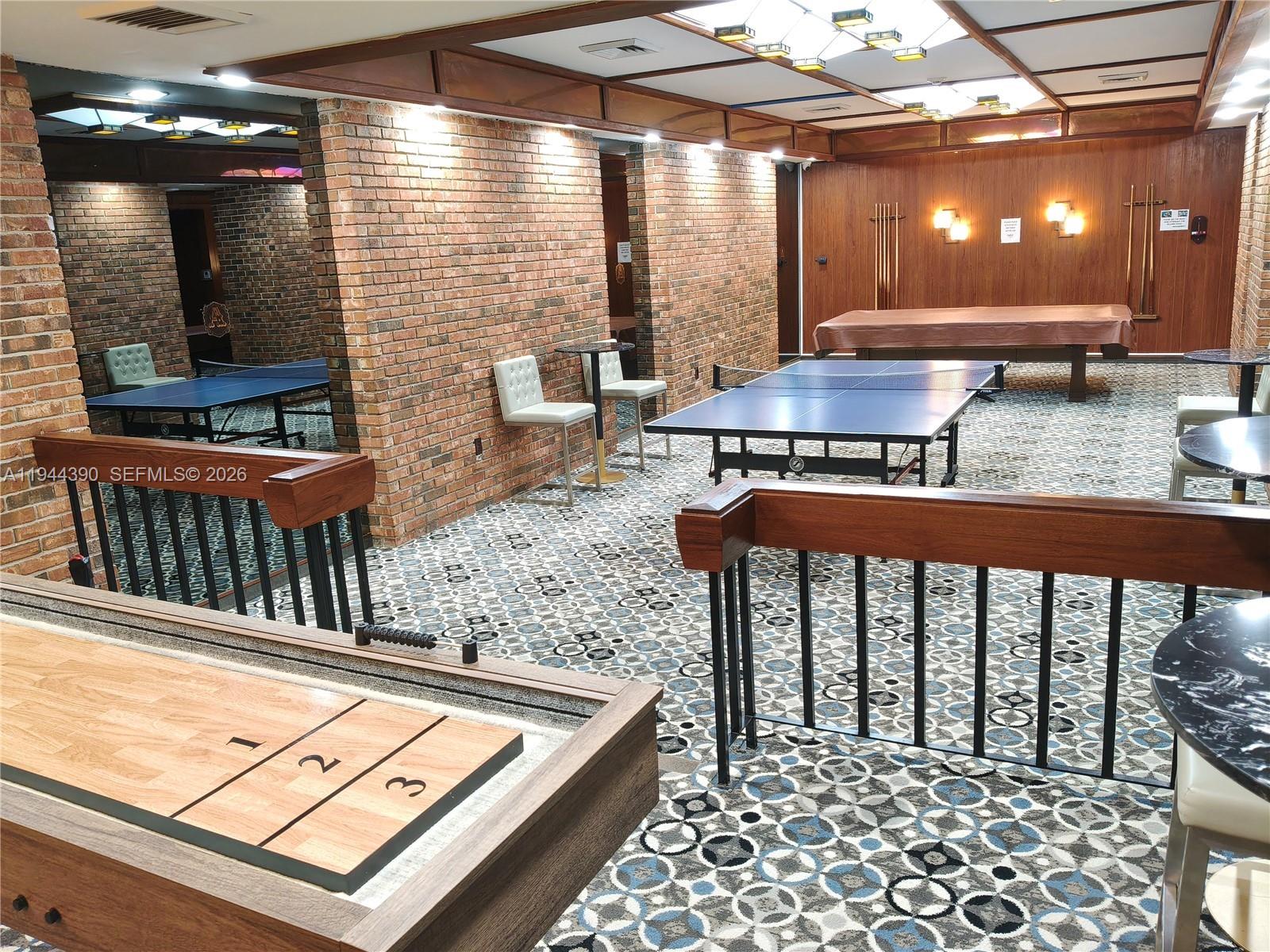 AQUARIUS CONDO - Residential