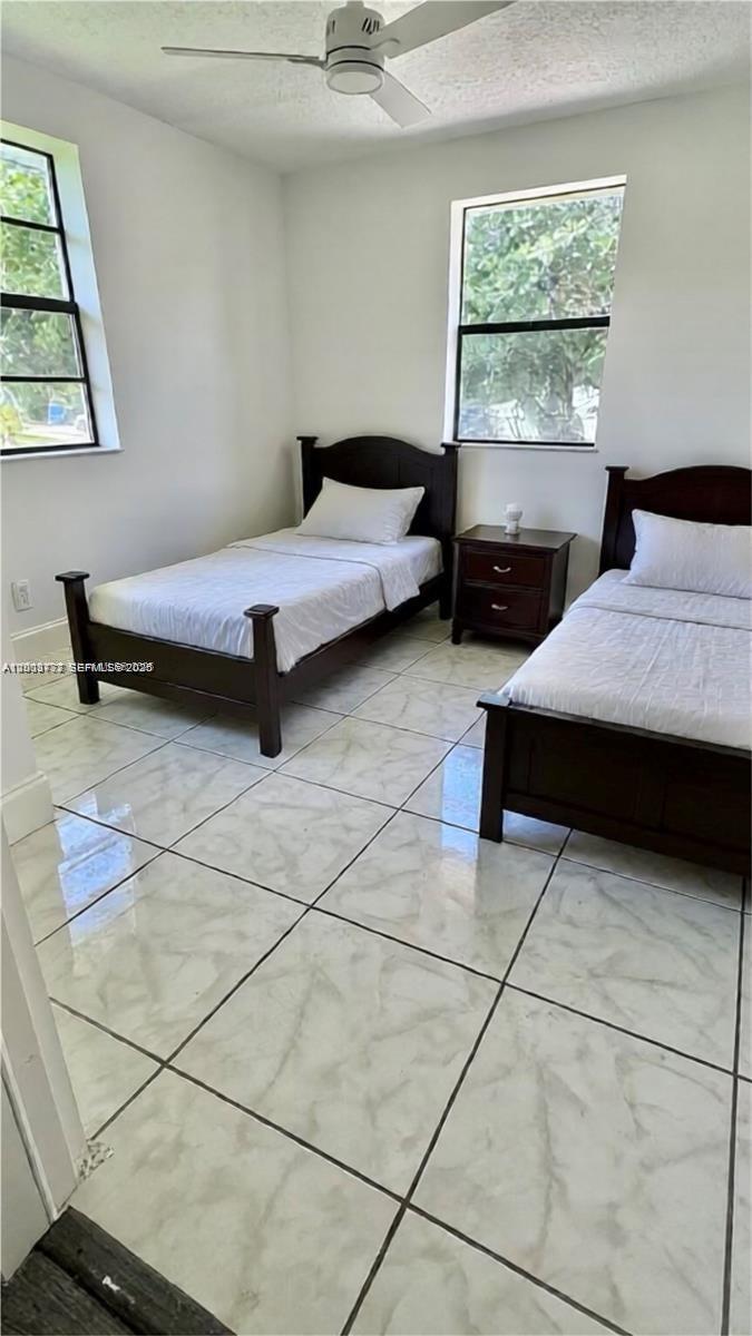 MIDDLE RIVER GARDENS - Residential Lease