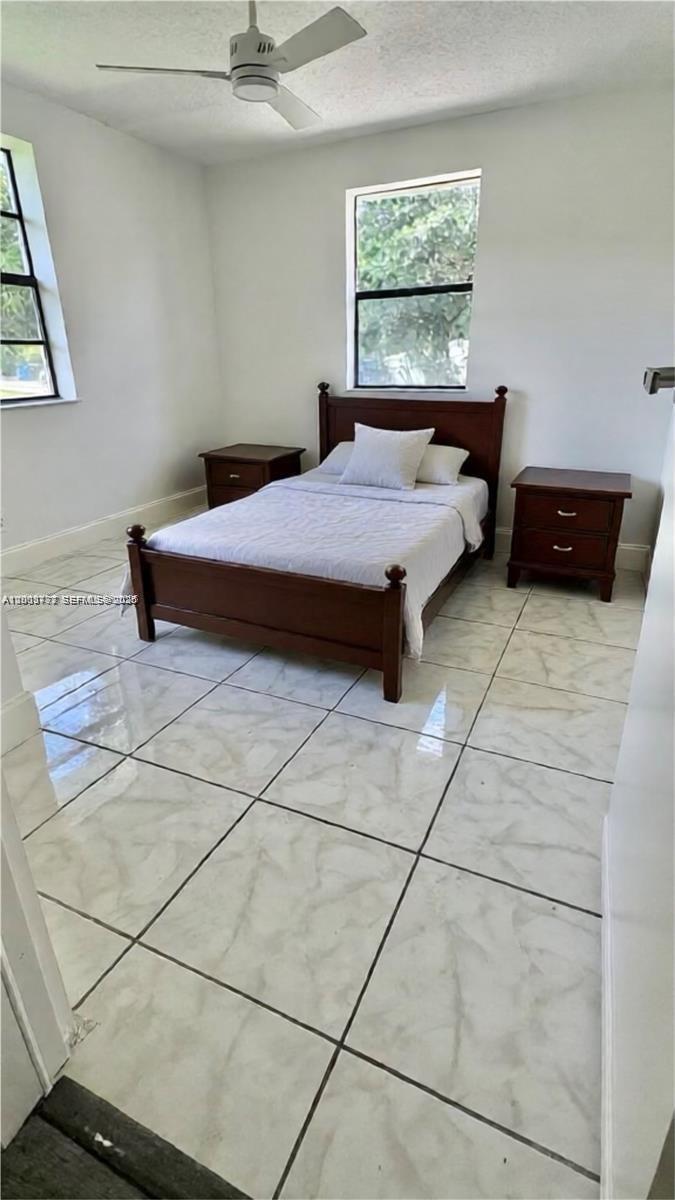 MIDDLE RIVER GARDENS - Residential Lease