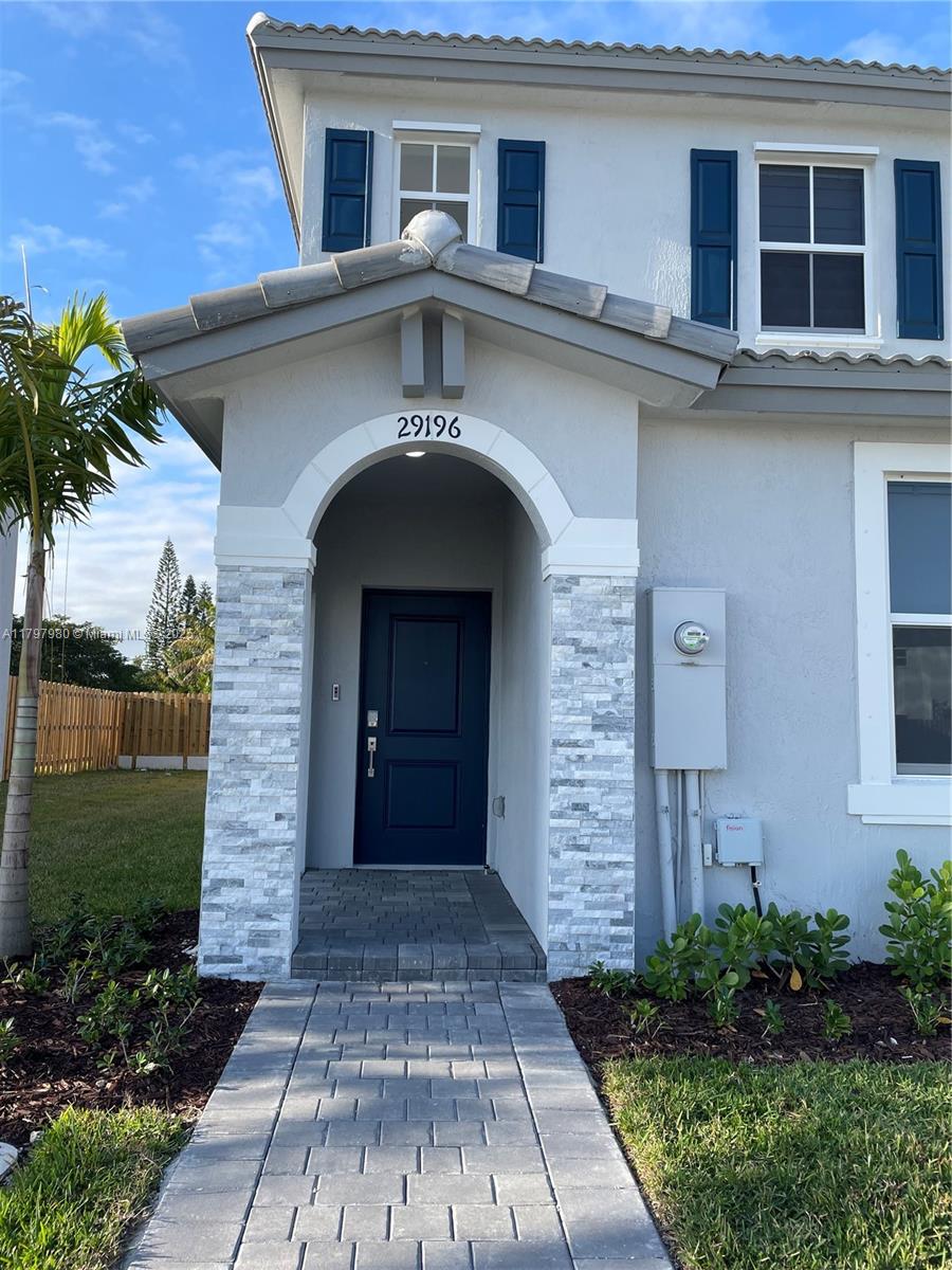 PARADISE PINES - Residential