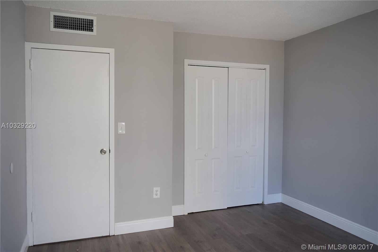 THE ISLANDER CLUB CONDO - Residential Lease