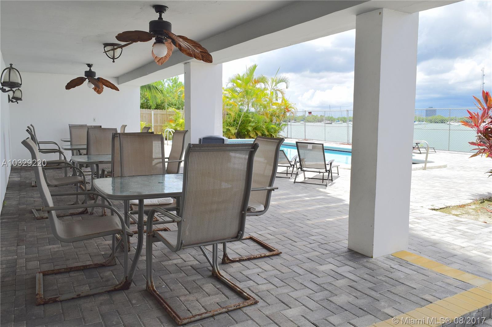 THE ISLANDER CLUB CONDO - Residential Lease