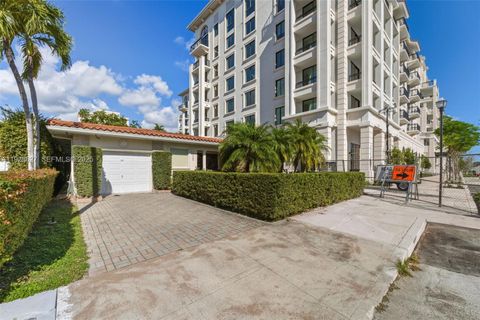 Photo of 345 Malaga Ave, Coral Gables, FL 33134 (MLS # A11928627)